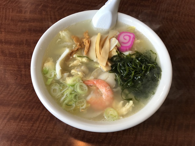 みさき食堂さんの浜ラーメン。