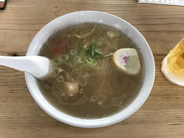 宮堂さんの塩帆立ラーメン。
