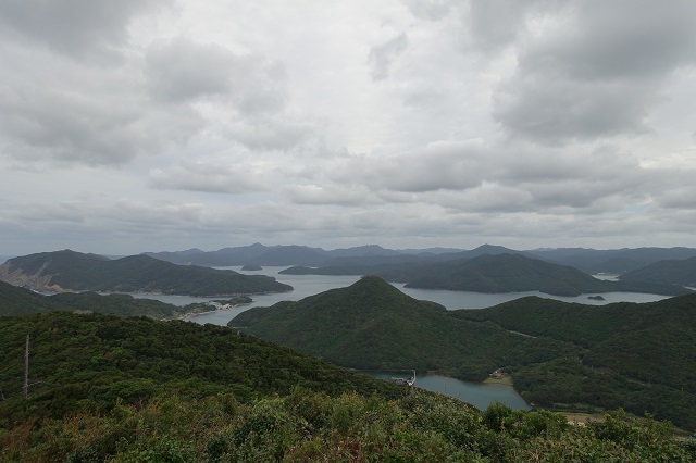 大瀬崎の展望台から見た五島の強烈なリアス式。