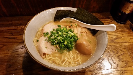 風雲児｜ヤッホー隊長（関 武徳）のらーめんメモ