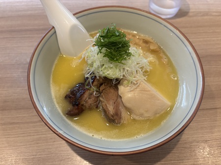 麺屋 伊とう｜ヤッホー隊長（関 武徳）のらーめんメモ