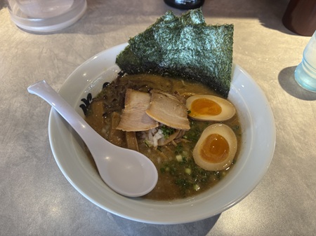 俺の空 武石店｜ヤッホー隊長（関 武徳）のらーめんメモ