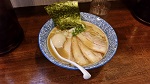 濃厚煮干し鶏白湯そば（960円）
