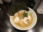 特製鶏塩白湯（950円）、餃子（350円）