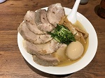 塩丸特らーめん（1350円）